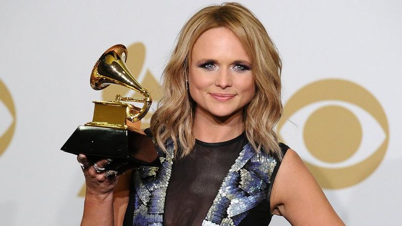 GRAMMY Rewind: Miranda Lambert Wins A GRAMMY For Best Country Album In 2015 And Thanks Everyone Who Helped "Make It Happen"